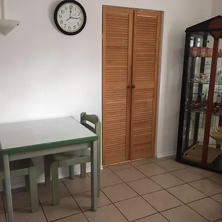 1 Zimmer Appartment im Basement links 108 A Holzminden Exterior foto